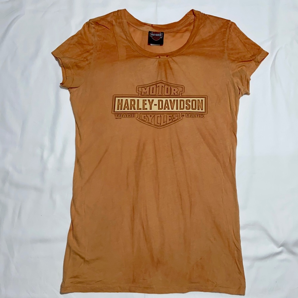 Harley-Davidson (Genuine) Qartar Iraq Women’s T shirt. Size Large.